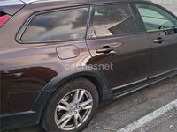 Begagnad Volvo V90 CC 190 HK (139 kW) 2019 Röd Kombi