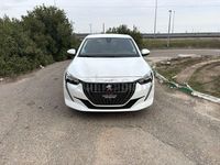 Usado Peugeot 208 Active 100 CV (73 kW) 2021 Blanco Utilitario