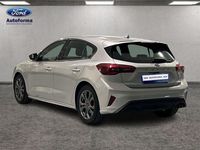 Usado Ford Focus ST-Line 125 CV (91 kW) 2024 Plateado Berlina