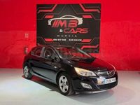 Usado Opel Astra Cosmo 110 CV (80 kW) 2010 Negro Berlina