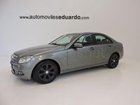 Usado Mercedes C180 156 CV (114 kW) 2010 Gris / plata Berlina