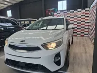 Usado Kia Stonic 110 CV (80 kW) 2018 Blanco SUV