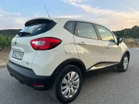 Usado Renault Captur Intens 90 CV (66 kW) 2013 Blanco SUV