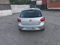 Usado Seat Ibiza Reference 105 CV (77 kW) 2009 Gris / plata Berlina