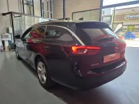Usado Opel Insignia Selective 136 CV (100 kW) 2017 Negro Familiar