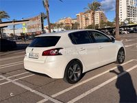 Usado Peugeot 308 130 CV (95 kW) 2019 Blanco Berlina