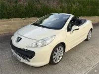 Usado Peugeot 207 CC Sport 110 CV (80 kW) 2008 Blanco Descapotable