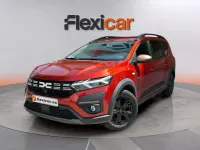 Usado Dacia Jogger Expression 110 CV (80 kW) 2023 Granate Monovolumen