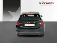 Usado Skoda Fabia Essence 80 CV (58 kW) 2025 Negro Utilitario