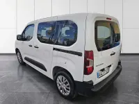 Käytetty Citroën Berlingo Live 102 HP (75 kW) 2021 Valkoinen Tila-auto
