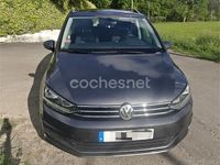 Usado VW Touran Advance 150 CV (110 kW) 2019 Gris / plata Monovolumen