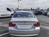 Usado BMW 318 122 CV (89 kW) 2007 Gris / plata Berlina