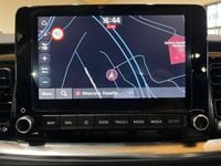 Usado Kia Stonic 101 CV (74 kW) 2024 Rojo SUV