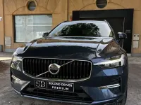 Usado Volvo XC60 Momentum 197 CV (144 kW) 2022 Azul SUV