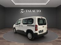 Usado Peugeot Rifter Active 100 CV (73 kW) 2021 Blanco Monovolumen