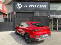 Usado Renault Arkana Techno 145 CV (106 kW) 2023 Granate SUV