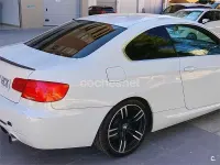 Usado BMW 320 170 CV (125 kW) 2011 Blanco Coupe