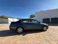 Usado VW Passat Highline 140 CV (102 kW) 2006 Negro Berlina