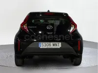 Usado Toyota Aygo X Play 72 CV (52 kW) 2024 Negro SUV