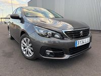 Usado Peugeot 308 Style 100 CV (73 kW) 2020 Gris / plata Berlina
