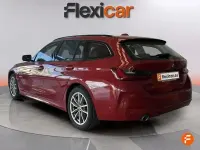 Usado BMW 318 150 CV (110 kW) 2023 Rojo Familiar