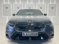 Usado BMW M5 Comfort Edition 727 CV (534 kW) 2025 Gris / plata Familiar