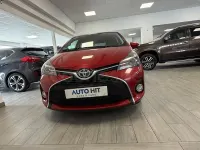 Usado Toyota Yaris Hybrid Advance 100 CV (73 kW) 2016 Rojo Berlina