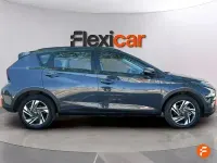 Usado Hyundai Bayon 84 CV (61 kW) 2022 Gris SUV