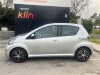 Usado Toyota Aygo 68 CV (50 kW) 2010 Gris / plata Utilitario