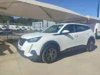 Usado Peugeot 2008 Active 101 CV (74 kW) 2020 Blanco SUV