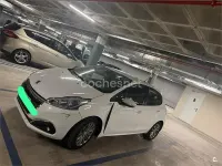 Usado Peugeot 208 Signature Sky 99 CV (72 kW) 2018 Blanco Utilitario