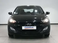 Usado Hyundai i30 90 CV (66 kW) 2013 Negro Utilitario