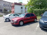 Usado Citroën Saxo 75 CV (55 kW) 2001 Rojo Utilitario