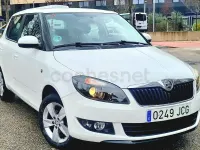 Usado Skoda Fabia Ambition 90 CV (66 kW) 2015 Blanco Berlina