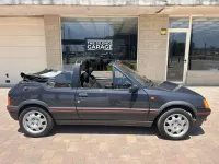 Usado Peugeot 205 115 CV (84 kW) 1990 Gris Descapotable