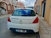 Usado Peugeot 308 Access 92 CV (67 kW) 2012 Blanco Berlina