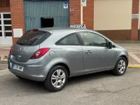 Usado Opel Corsa Selective 75 CV (55 kW) 2012 Gris / plata Utilitario