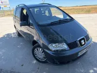 Usado Seat Alhambra Reference 115 CV (84 kW) 2004 Azul Monovolumen