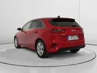 Usado Kia Ceed 100 CV (73 kW) 2022 Rojo Utilitario