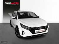 Usado Hyundai i20 85 CV (62 kW) 2024 Blanco Berlina