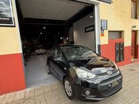 Usado Hyundai i10 66 CV (48 kW) 2014 Negro Utilitario