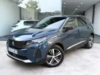 Usado Peugeot 3008 Allure 131 CV (96 kW) 2023 Azul SUV