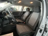 Usado Kia Stonic 100 CV (73 kW) 2025 Gris / plata SUV