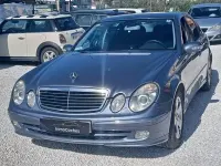 Usado Mercedes E220 Classic 150 CV (110 kW) 2004 Gris Berlina