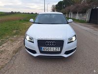 Usado Audi A3 Ambition 125 CV (91 kW) 2010 Blanco Utilitario