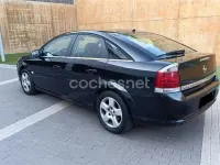 Usado Opel Vectra Elegance 120 CV (88 kW) 2007 Negro Berlina