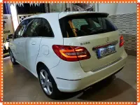 Usado Mercedes B200 140 CV (102 kW) 2012 Blanco Monovolumen