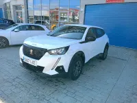 Usado Peugeot 2008 Active 110 CV (80 kW) 2022 Blanco SUV