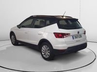 Usado Seat Arona Style 110 CV (80 kW) 2022 Blanco SUV