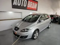 Usado Seat Altea XL Style 105 CV (77 kW) 2012 Gris / plata Monovolumen